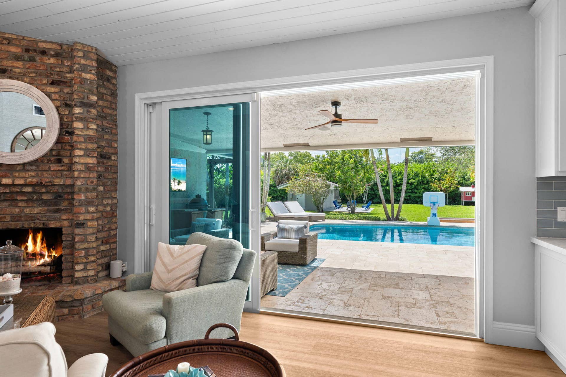 41-web-or-mls-A7407032