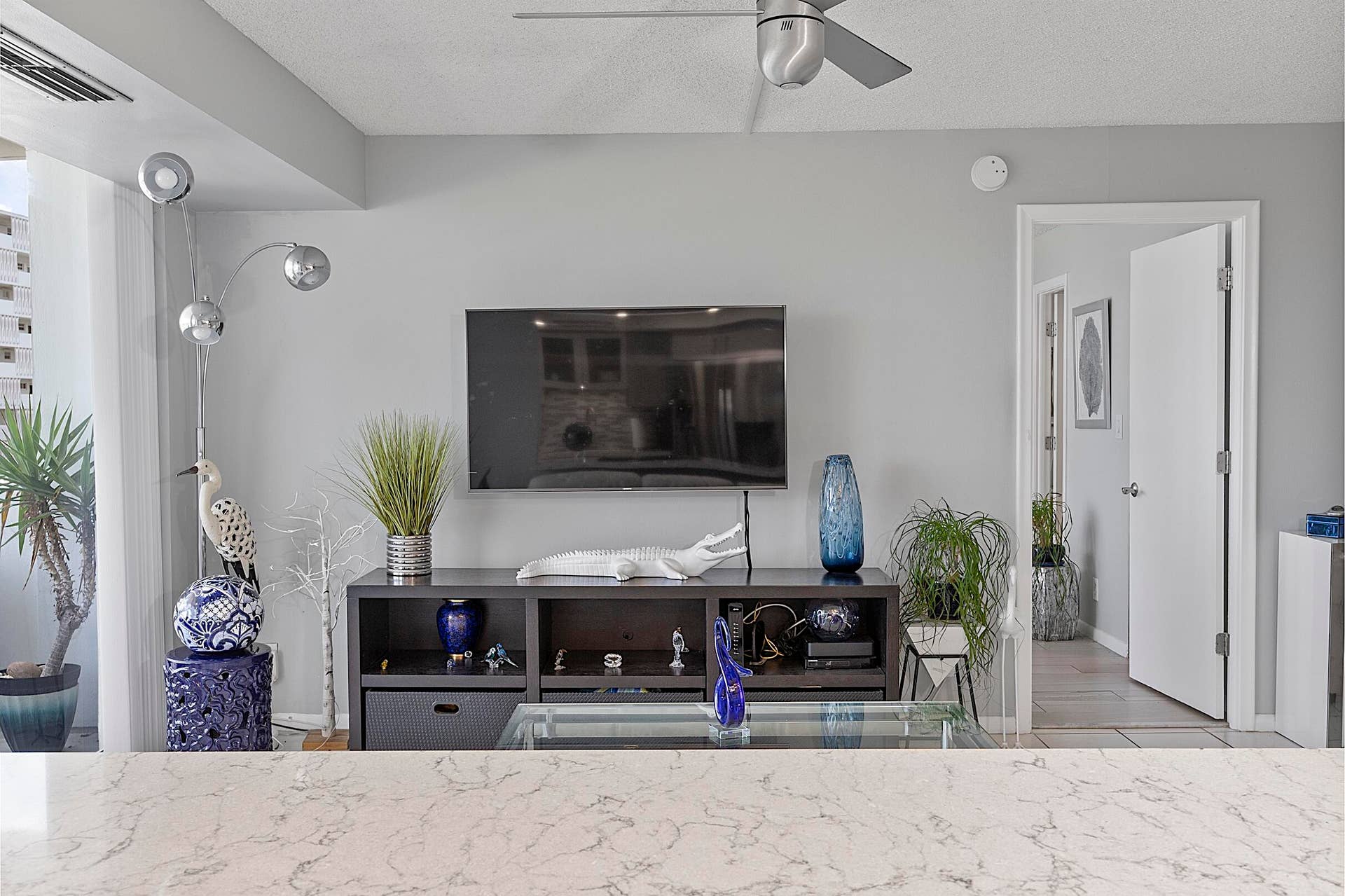 2841 N Ocean Boulevard, #602, Fort Lauderdale, FL 33308 2841 N Ocean Blvd - #602 -015