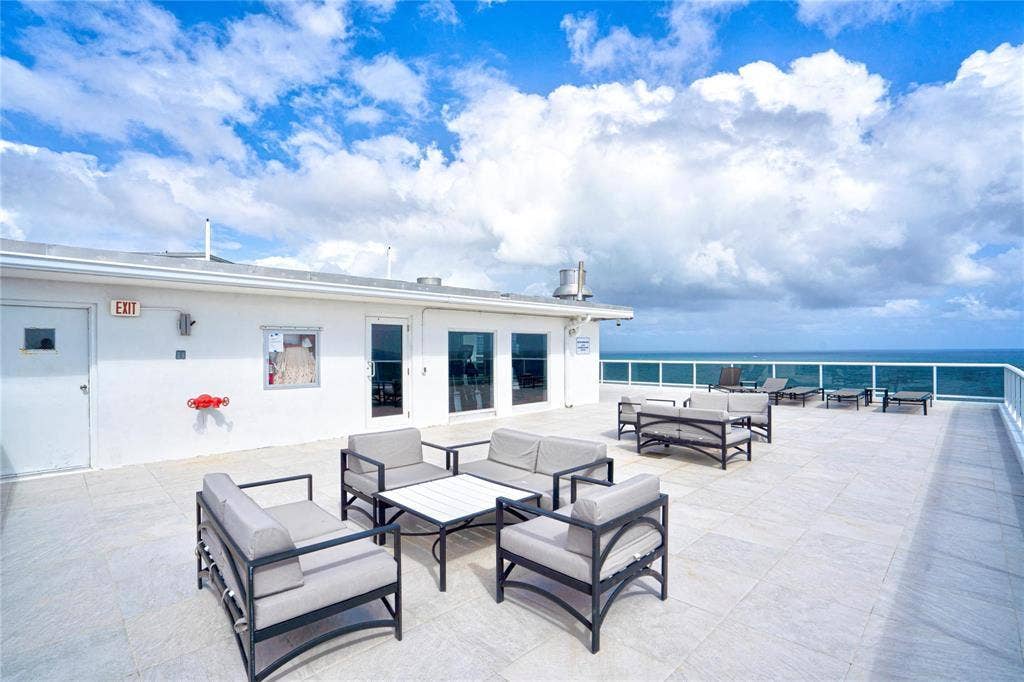 2841 N Ocean Boulevard, #602, Fort Lauderdale, FL 33308 Rooftop Lounges 2