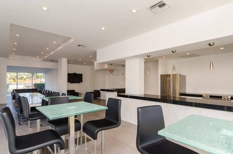 2841 N Ocean Boulevard, #602, Fort Lauderdale, FL 33308 Community Social Room