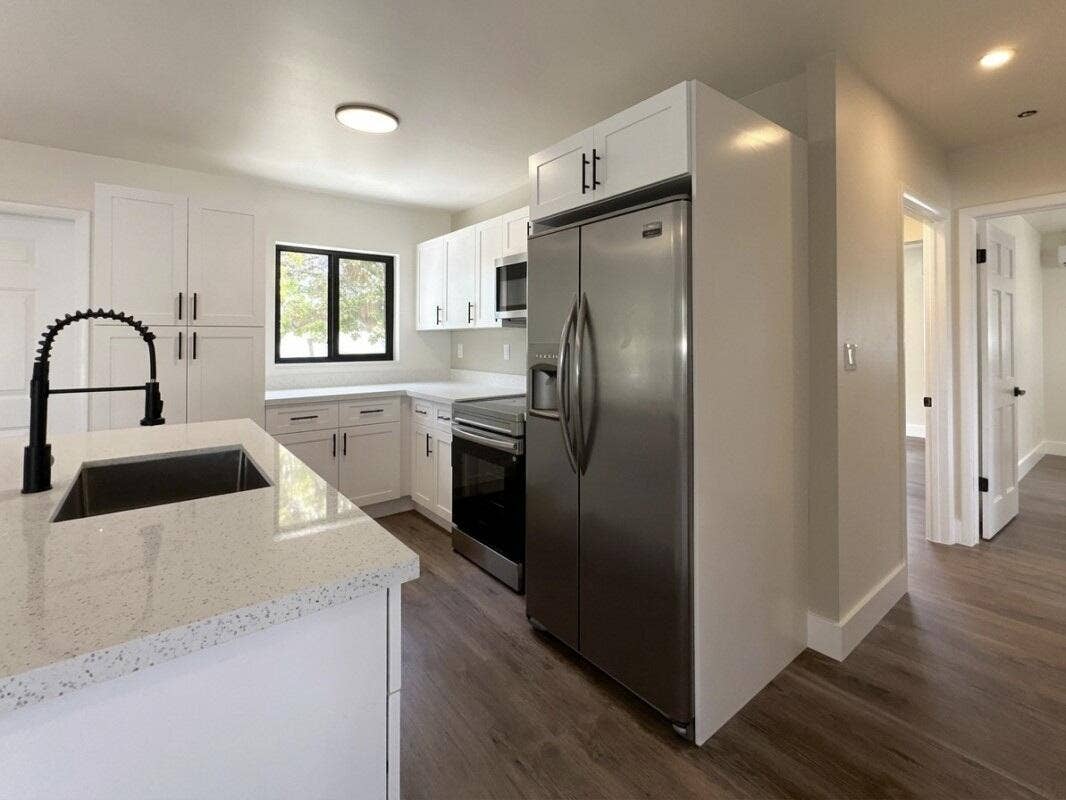 1795 Lauderdale Manor Drive, Fort Lauderdale, FL 33311 IMG_7740JPEG