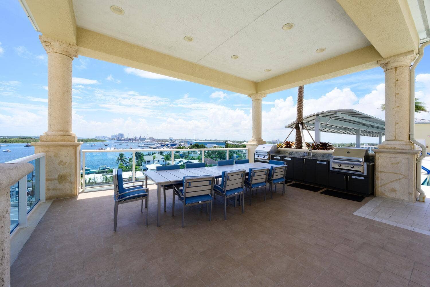 2650 Lake Shore Dr Unit 1602-large-033-0
