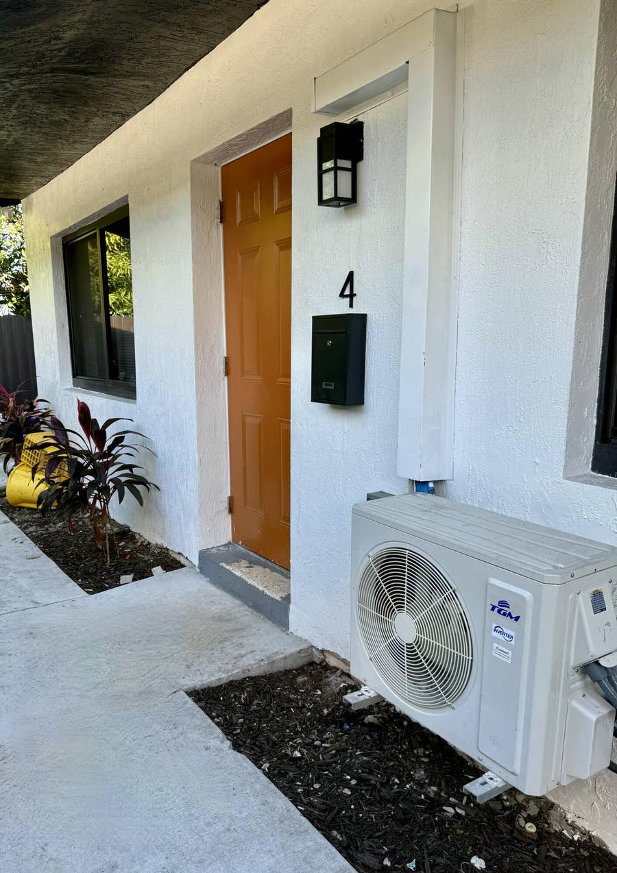 Property photo for 880 NW 8th Avenue, Pompano Beach, FL