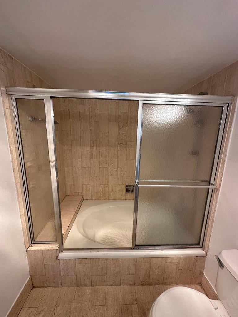 1800 S Ocean Boulevard, #501, Lauderdale By The Sea, FL 33062 Master Bedroom Bathroom