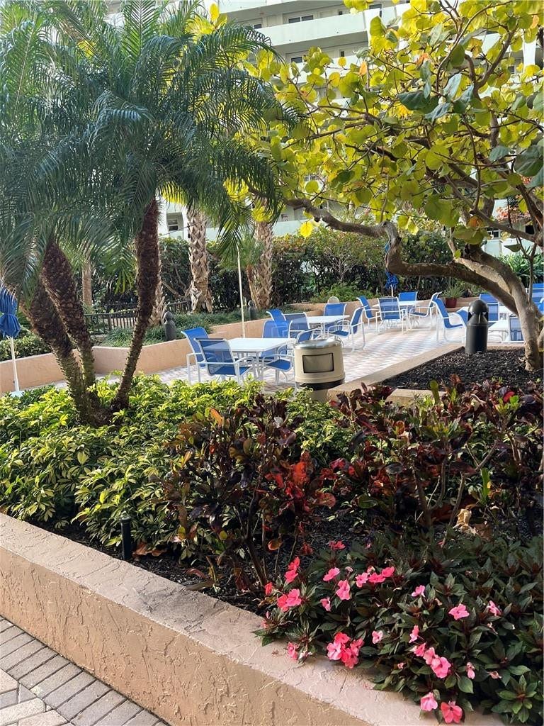 1800 S Ocean Boulevard, #501, Lauderdale By The Sea, FL 33062 Grounds