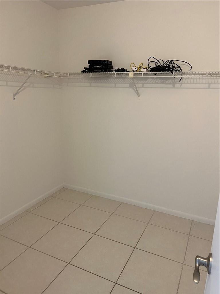 1800 S Ocean Boulevard, #501, Lauderdale By The Sea, FL 33062 2nd bedroom walking closet