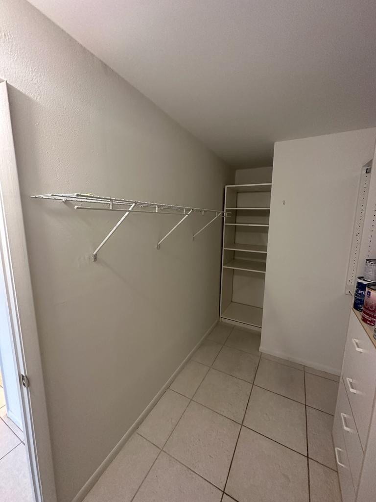 1800 S Ocean Boulevard, #501, Lauderdale By The Sea, FL 33062 Master bedroom walking closet