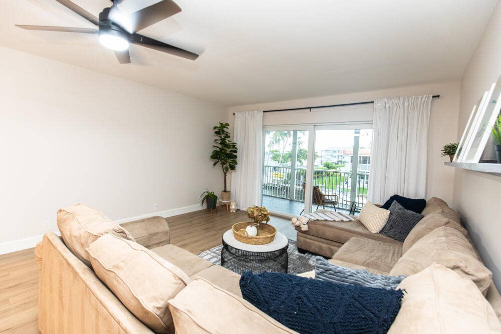 110 Wettaw Lane, #202, North Palm Beach, FL 33408 6D1A7130