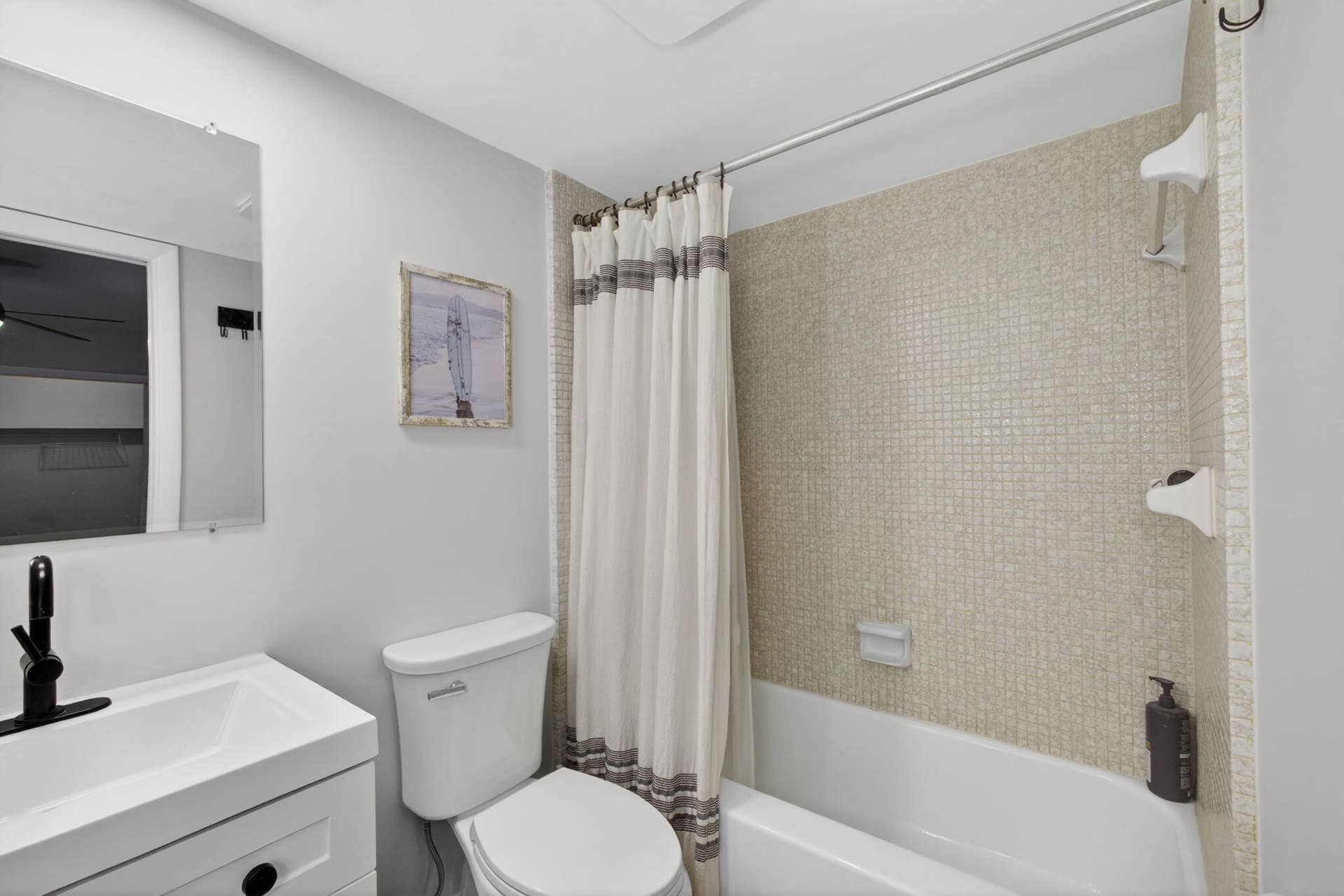 110 Wettaw Lane, #202, North Palm Beach, FL 33408 29-web-or-mls-5D1A0384