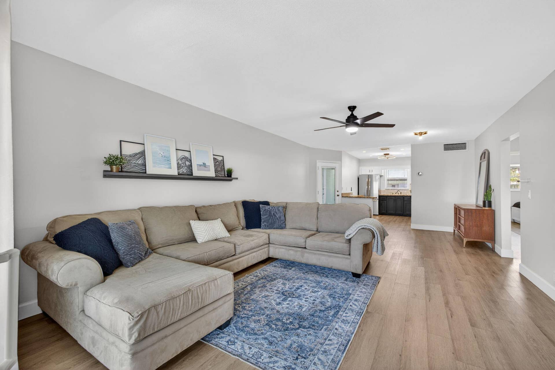 110 Wettaw Lane, #202, North Palm Beach, FL 33408 15-web-or-mls-5D1A0463