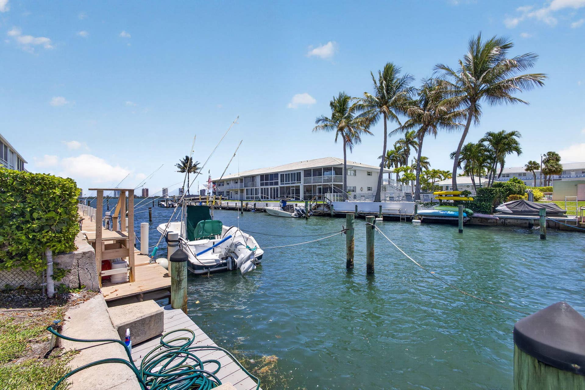 110 Wettaw Lane, #202, North Palm Beach, FL 33408 43-web-or-mls-5D1A0488