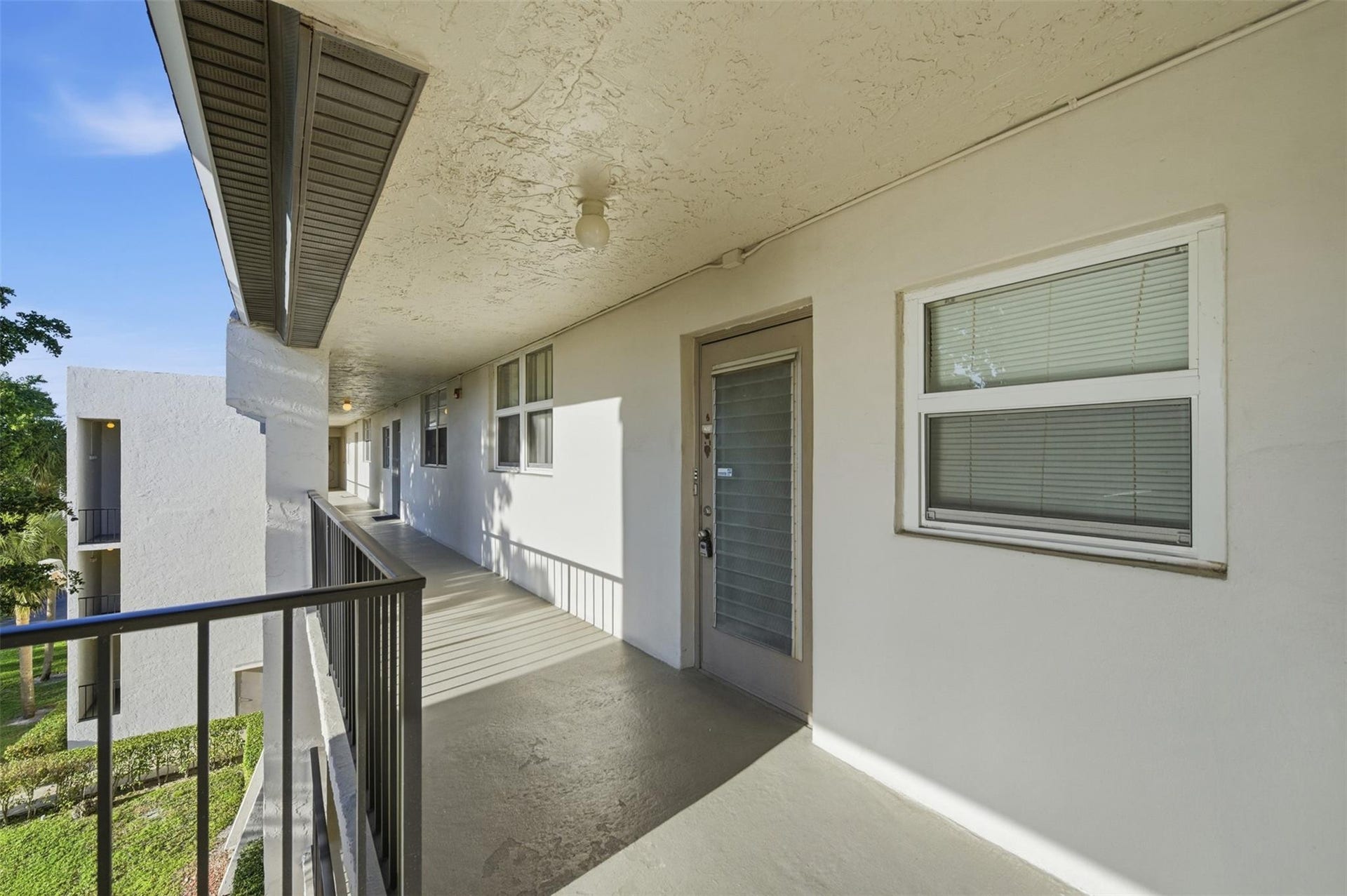 9430 Poinciana Place, #409, Davie, Davie, FL 33324 Photo 9
