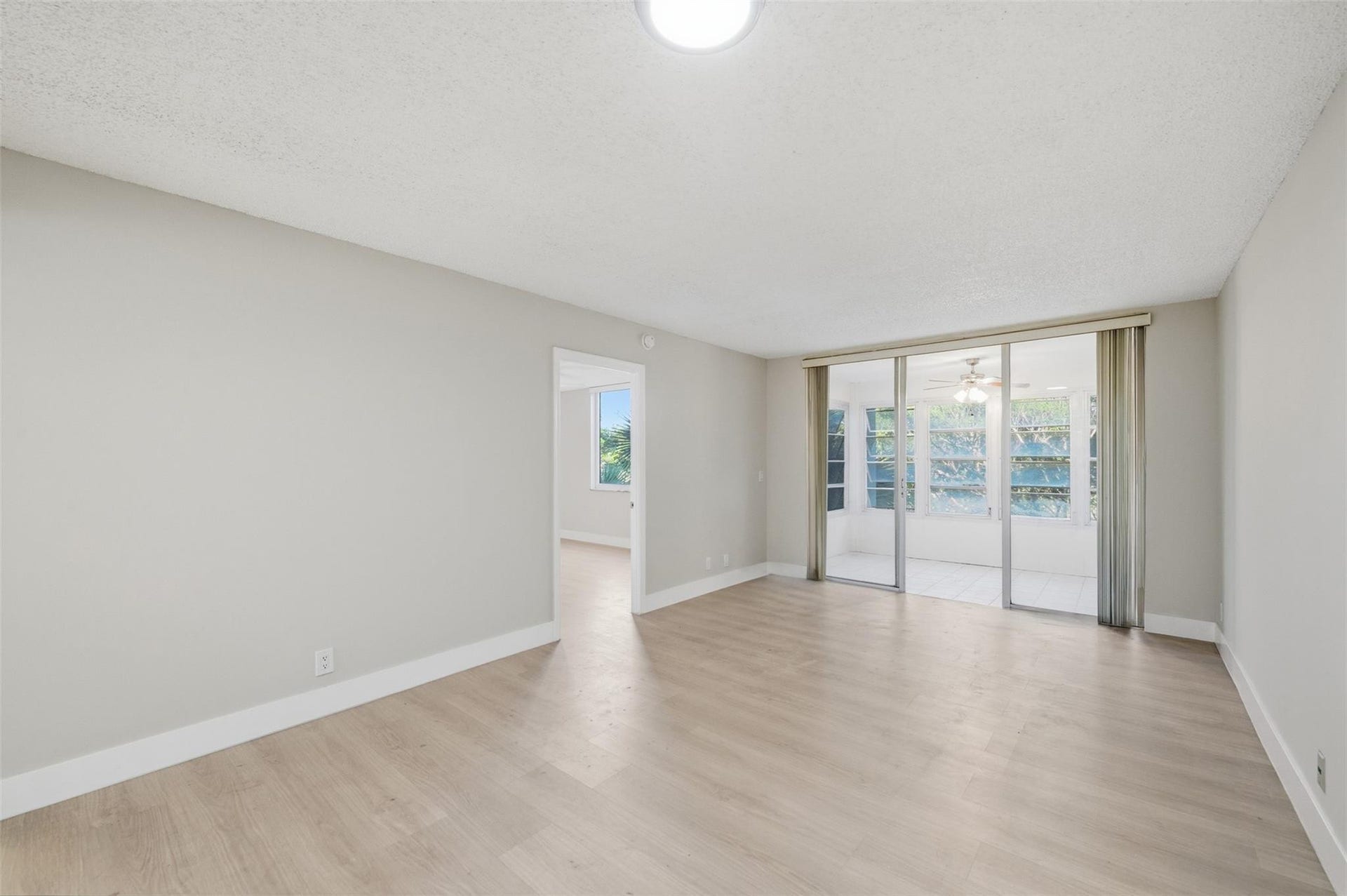 9430 Poinciana Place, #409, Davie, Davie, FL 33324 Photo 8