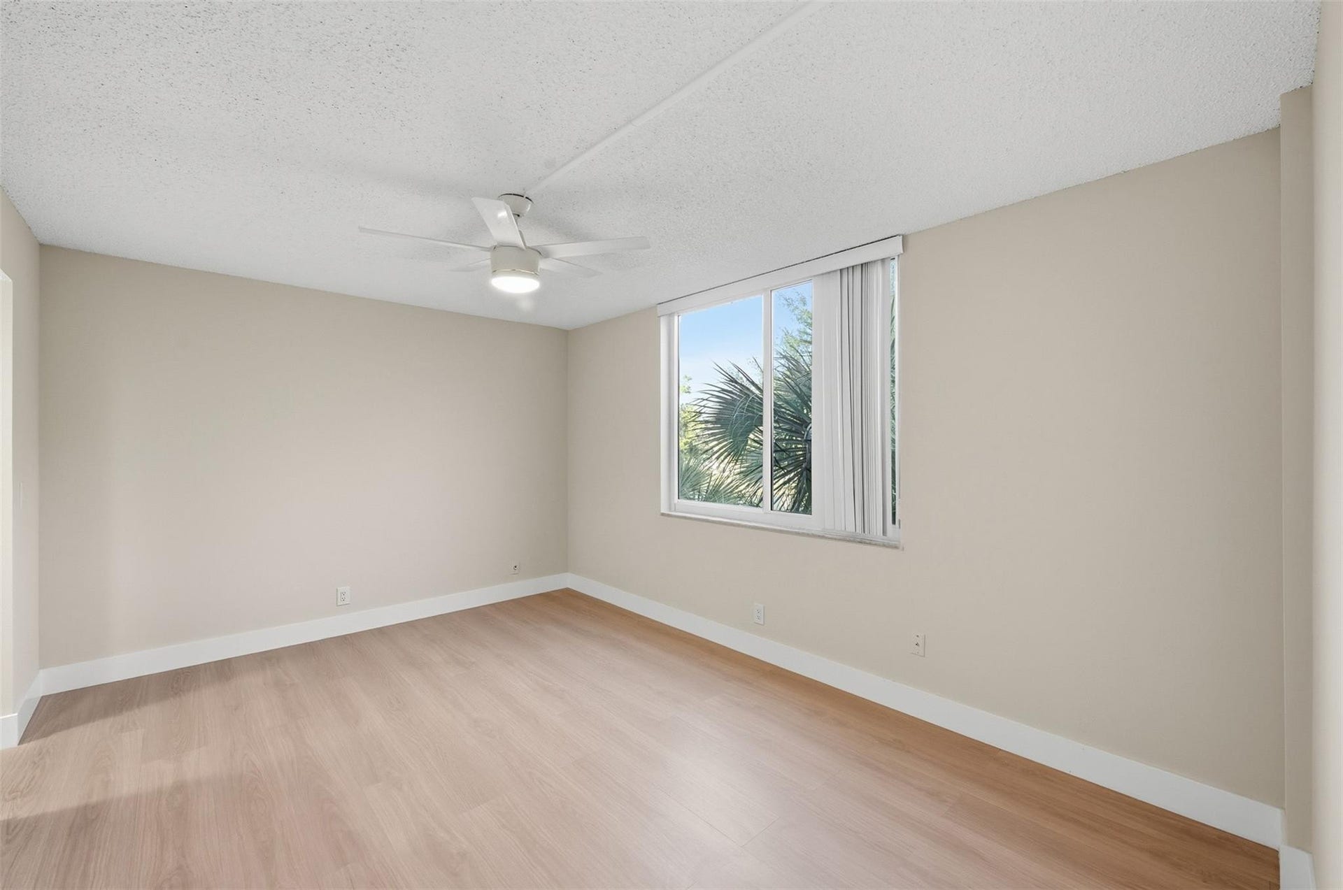 9430 Poinciana Place, #409, Davie, Davie, FL 33324 Photo 6