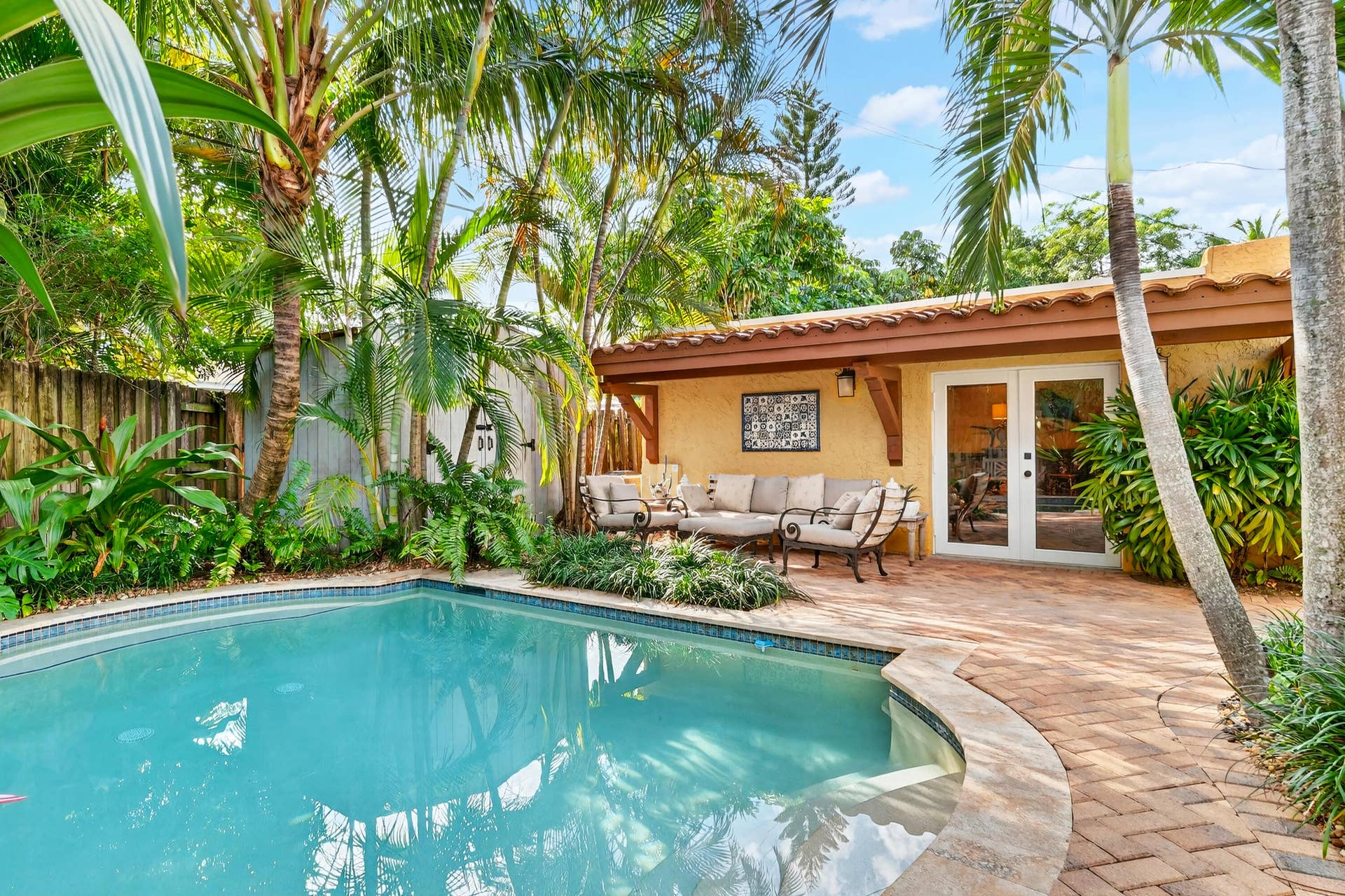 348 Plymouth Road, West Palm Beach, FL 33405 348-PLYMOUTH-RD-33405-040