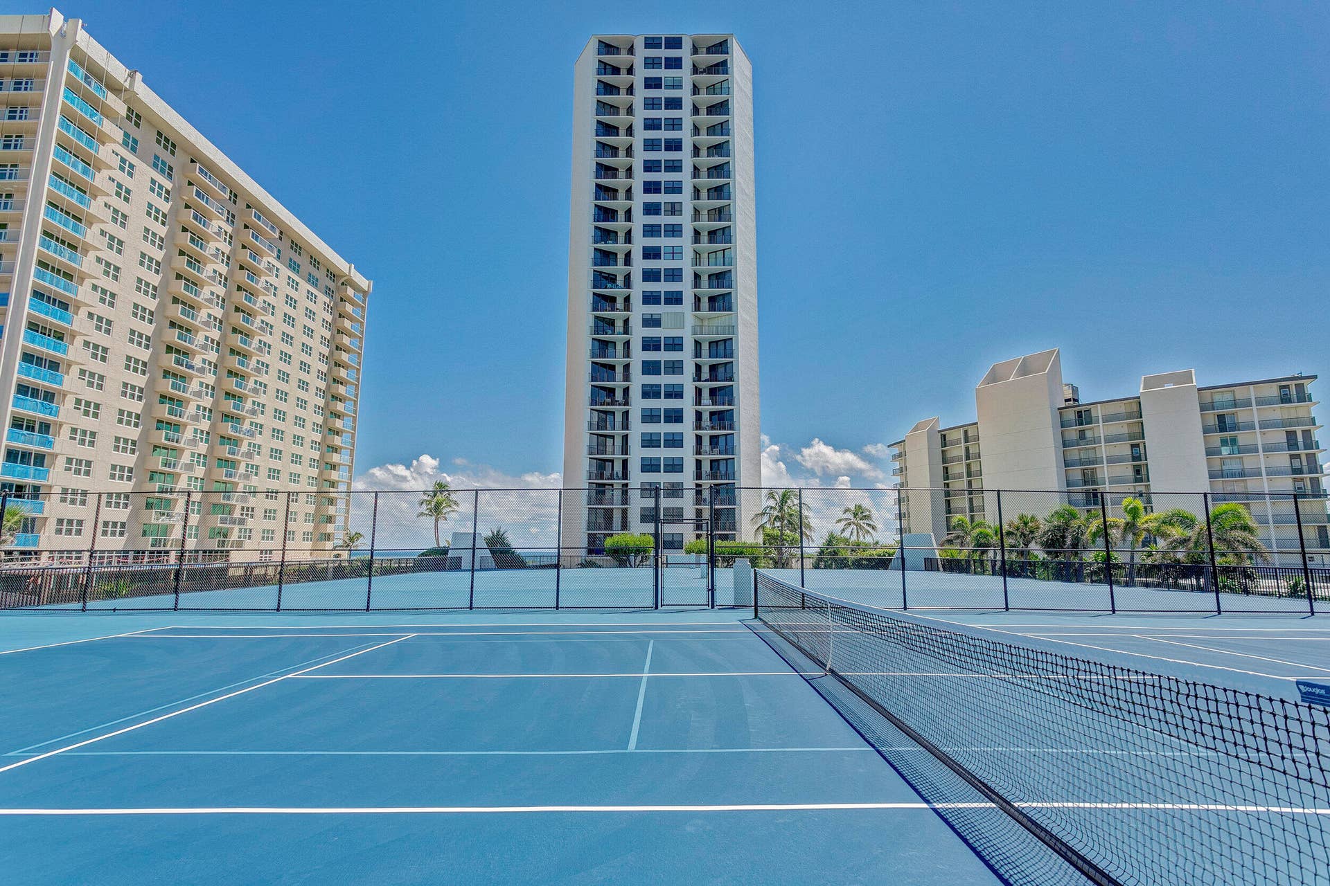 5420 N Ocean Drive, #801, Riviera Beach, FL 33404 56_320a3984