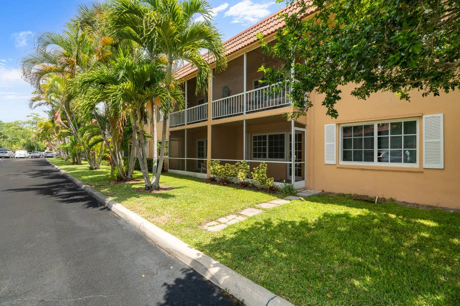 Property photo for 1940 NE 2nd Avenue, #106j, Wilton Manors, FL