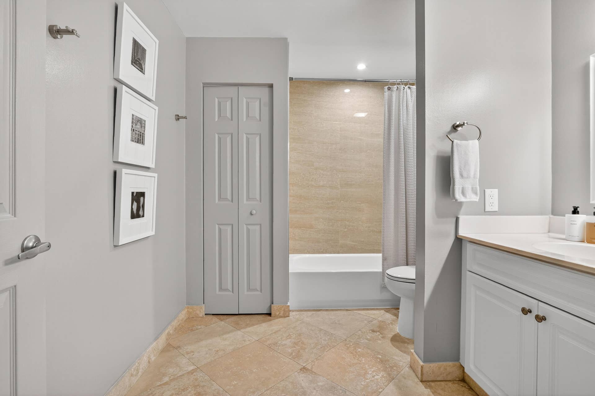 Full Bath