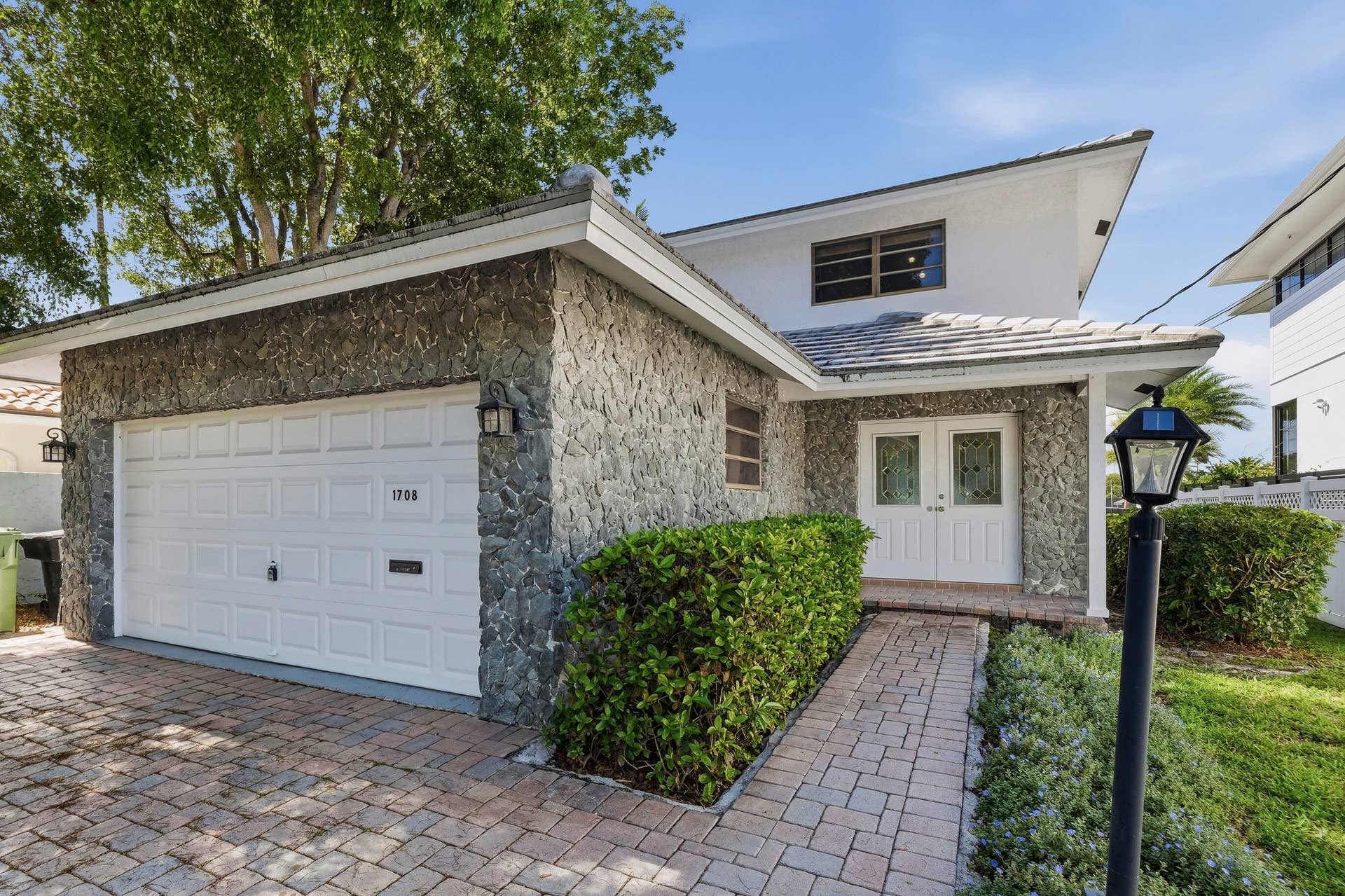 1708 SE 11th Street, Fort Lauderdale, FL 33316 1708 SE 11th St. Ft Lauderdale - Florida