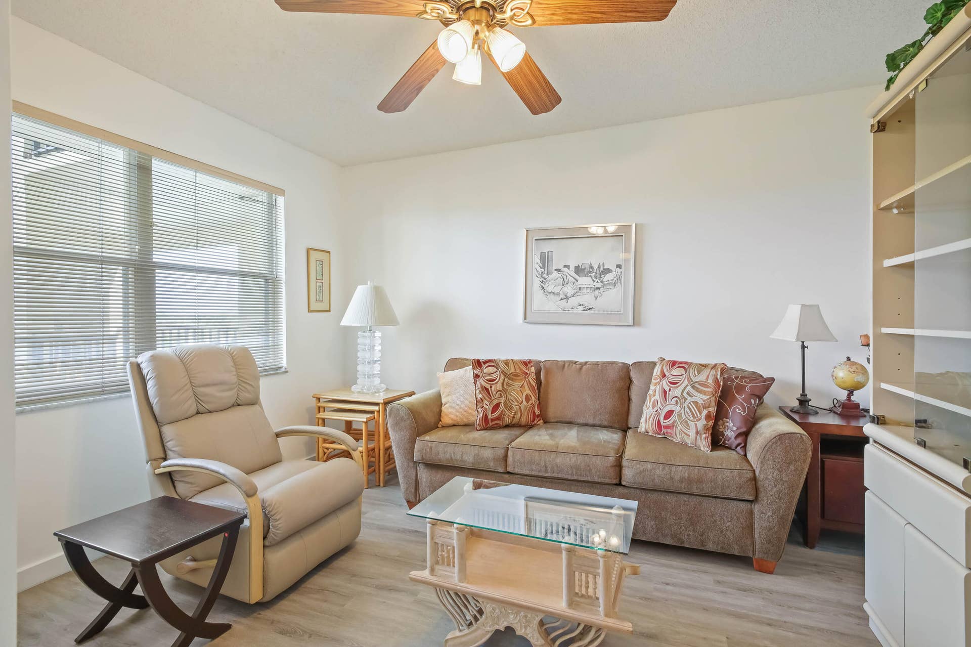 3951 Via Poinciana, #511, Greenacres, FL 33467 GUEST BR