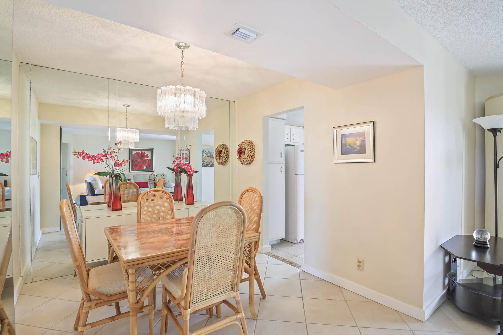 3951 Via Poinciana, #511, Greenacres, FL 33467 DINING