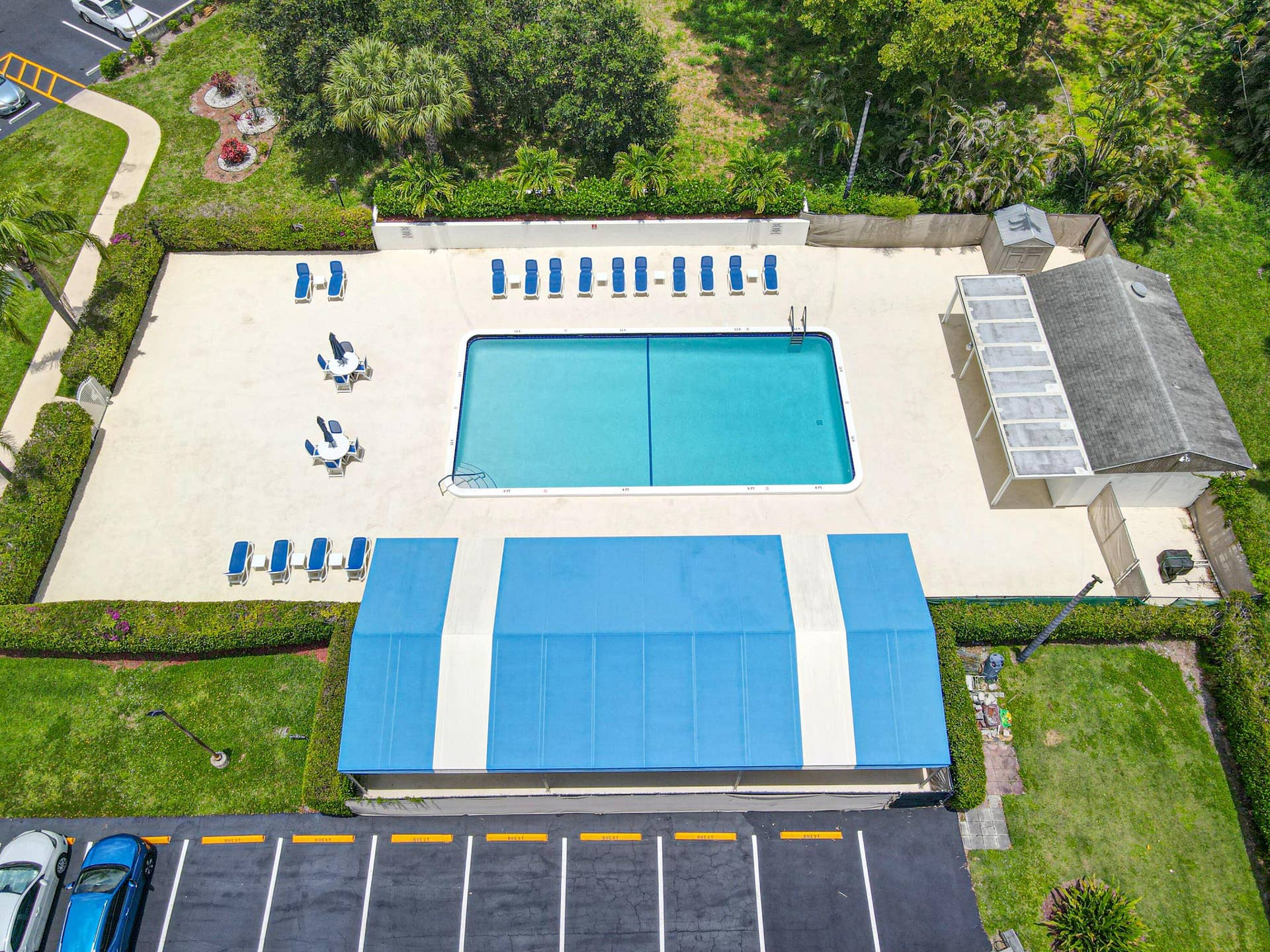 3951 Via Poinciana, #511, Greenacres, FL 33467 BUILDING POOL
