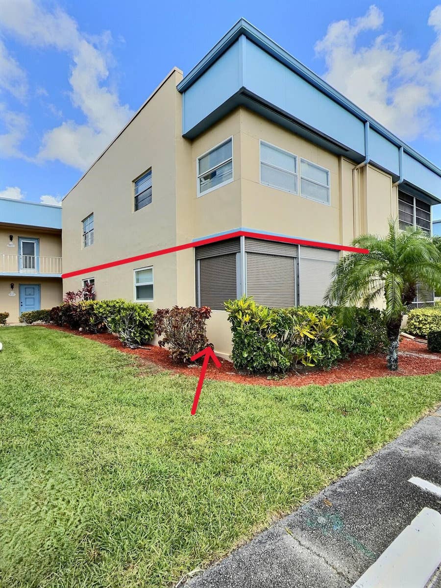 Property photo for 199 E Burgundy E, Delray Beach, FL
