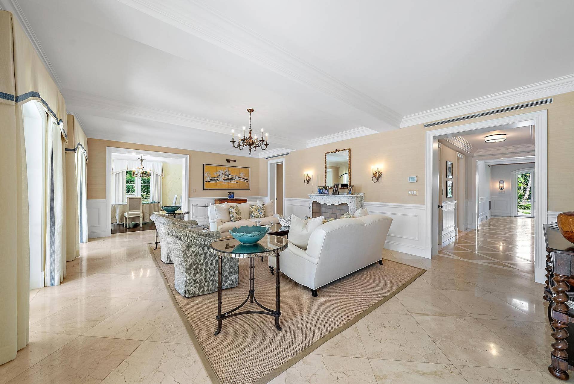 210 Emerald Ln-10