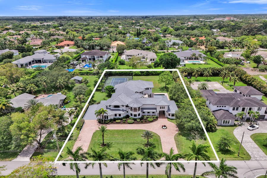 Property photo for 11600 NW 8th Street, Plantation, FL