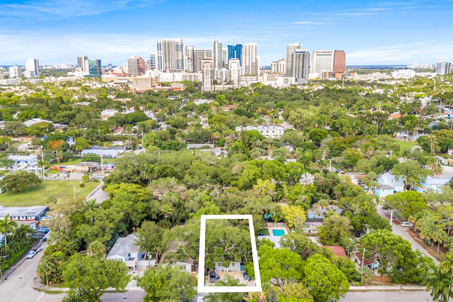 Property photo for 312 SW 12th Avenue, Fort Lauderdale, FL