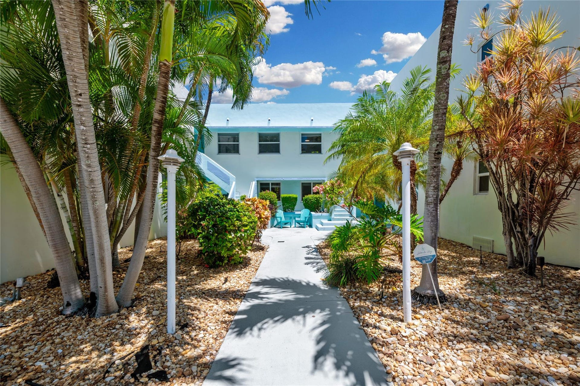 3015 Seville Street, #6, Fort Lauderdale, Fort Lauderdale, FL 33304 View from street