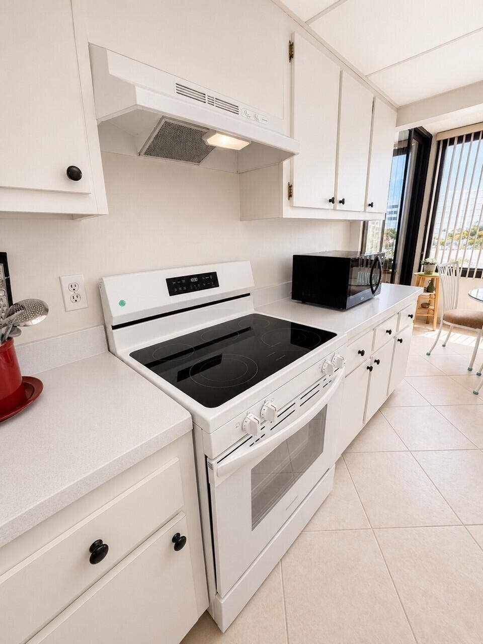 3589 S Ocean Boulevard, #404, South Palm Beach, FL 33480 Kitchen 3