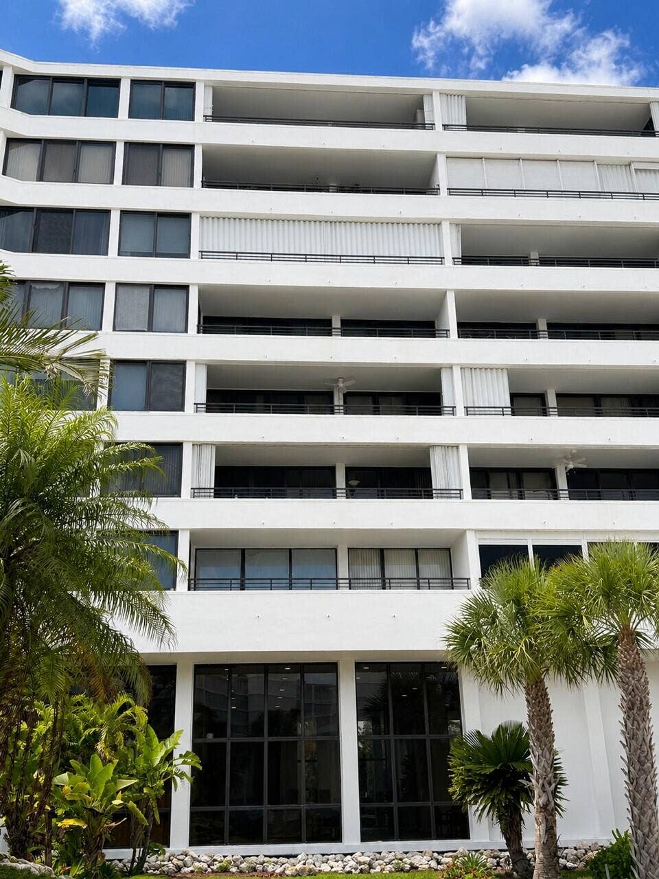 3589 S Ocean Boulevard, #404, South Palm Beach, FL 33480 Unit 404