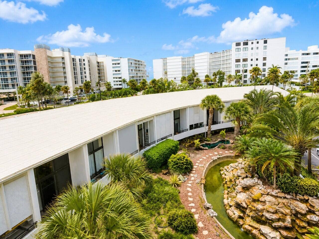 3589 S Ocean Boulevard, #404, South Palm Beach, FL 33480 Garden