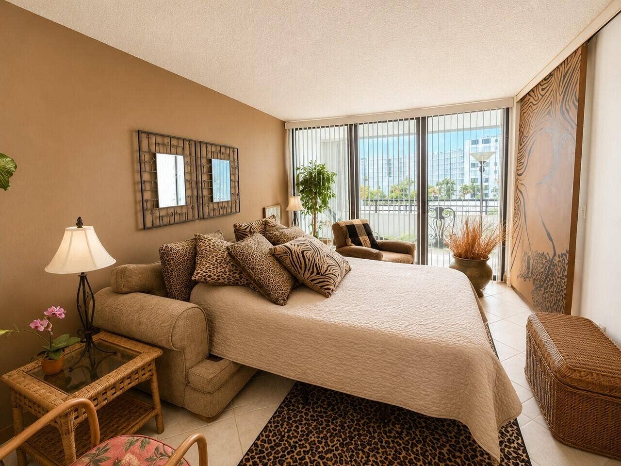 3589 S Ocean Boulevard, #404, South Palm Beach, FL 33480 2nd bedroom
