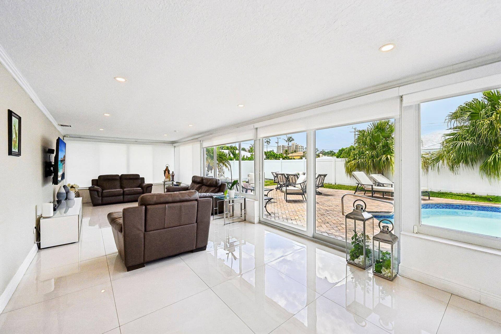 2940 NE 39th Court, Lighthouse Point, FL 33064 14-web-or-mls-NE 39th Ct-S2205-013