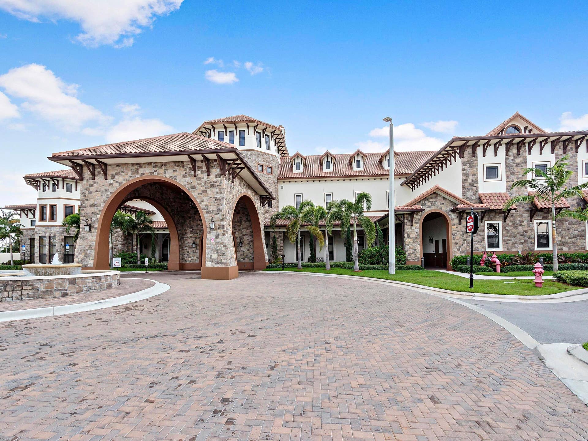 9871 Lakeview Lane, Parkland, FL 33076 9584 Town Parc Cir S_42