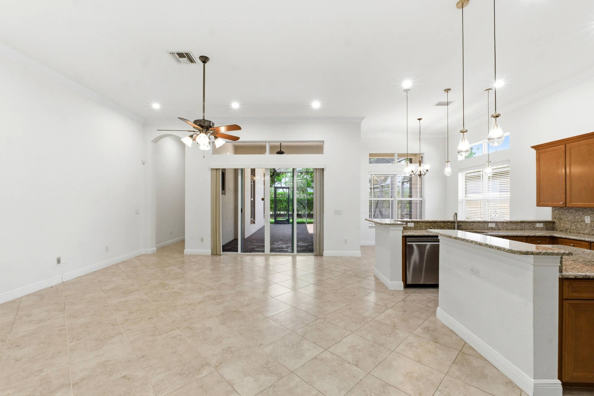 9871 Lakeview Lane, Parkland, FL 33076 9871 Lakeview Ln_036