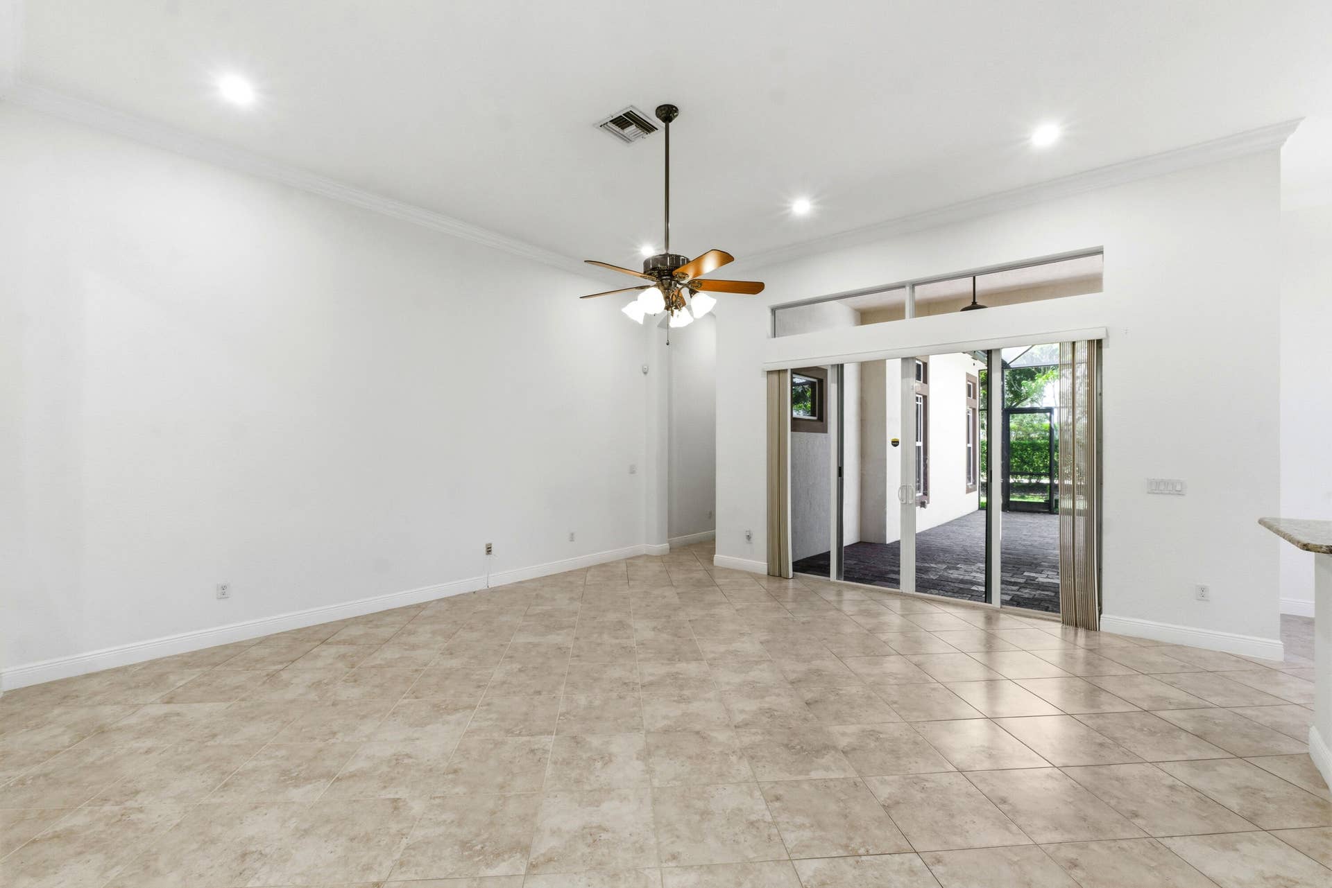 9871 Lakeview Lane, Parkland, FL 33076 9871 Lakeview Ln_037