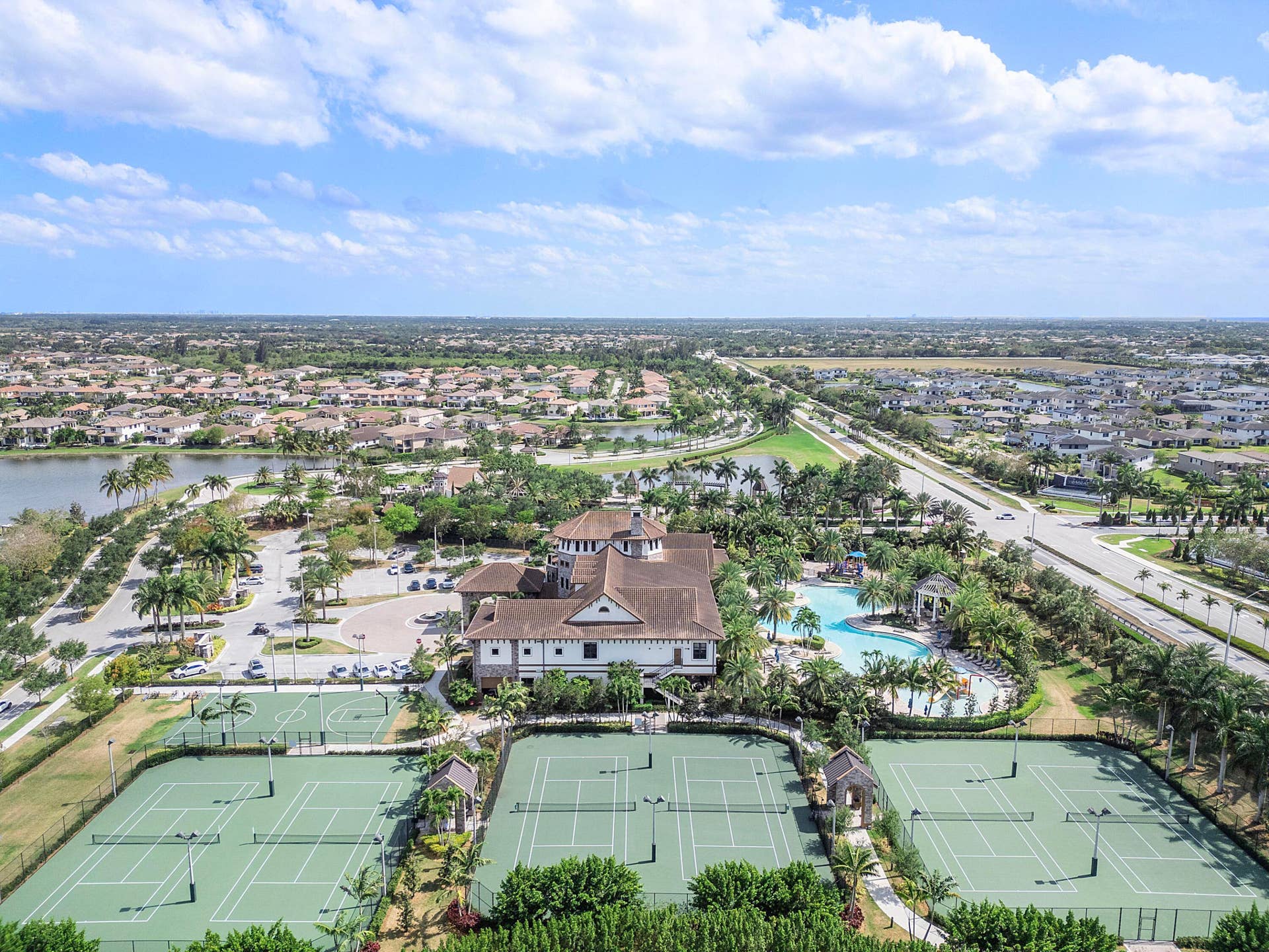 9871 Lakeview Lane, Parkland, FL 33076 10391 Peninsula Pl V2_021