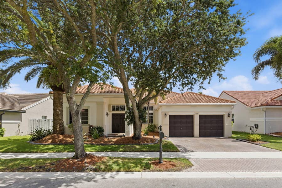Property photo for 832 Heritage Drive, Weston, FL