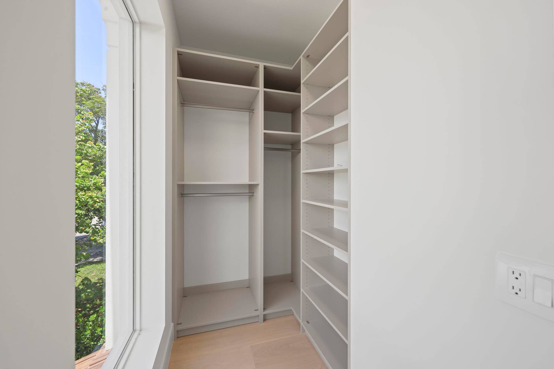 519 SE 4th Avenue, Delray Beach, FL 33483 519 Southeast 4th Ave - 62.jpg-FULL