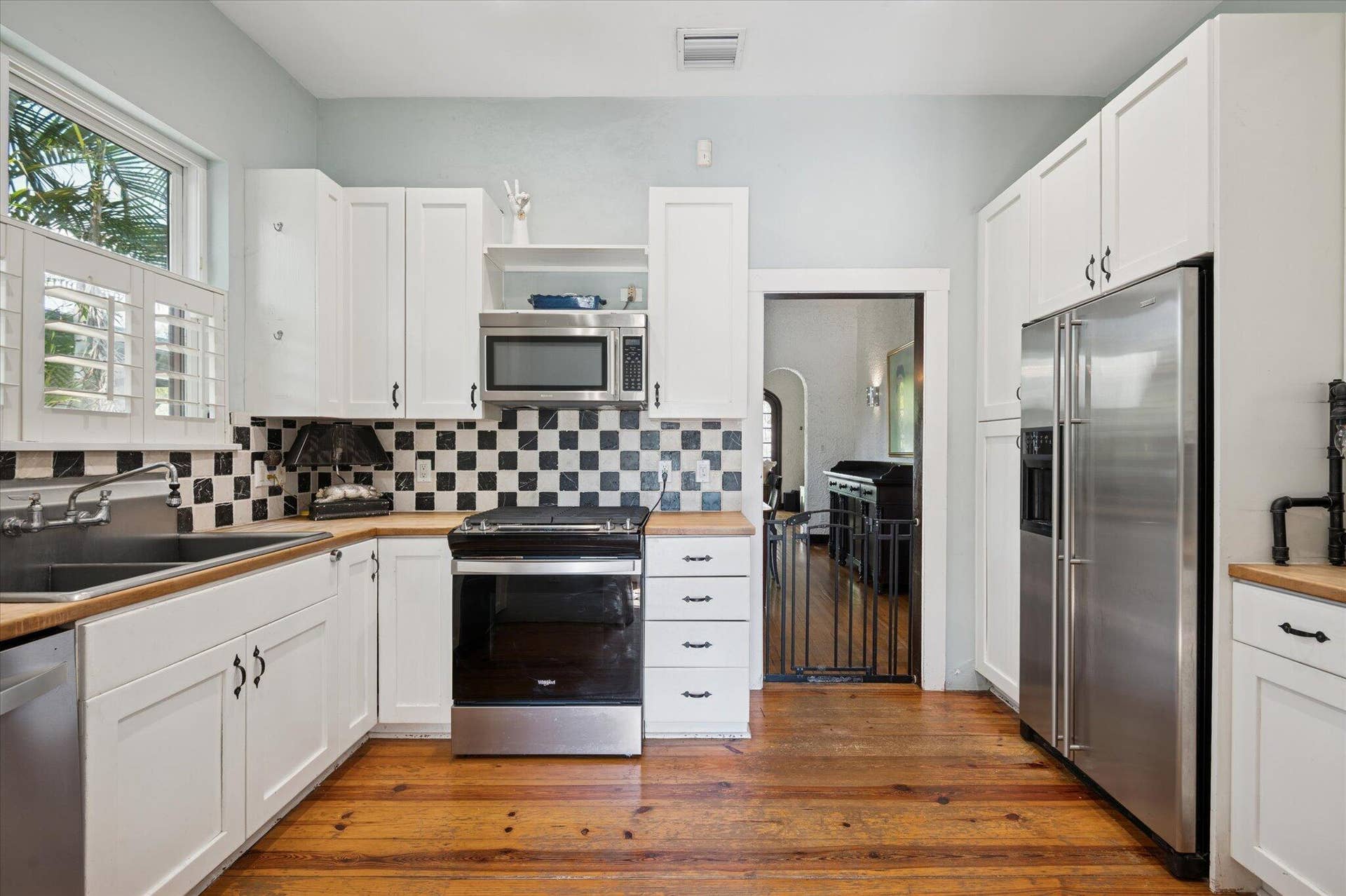 704 SE 8th Street, Fort Lauderdale, FL 33316 16-Akerstrom-704 SE 8th St-14