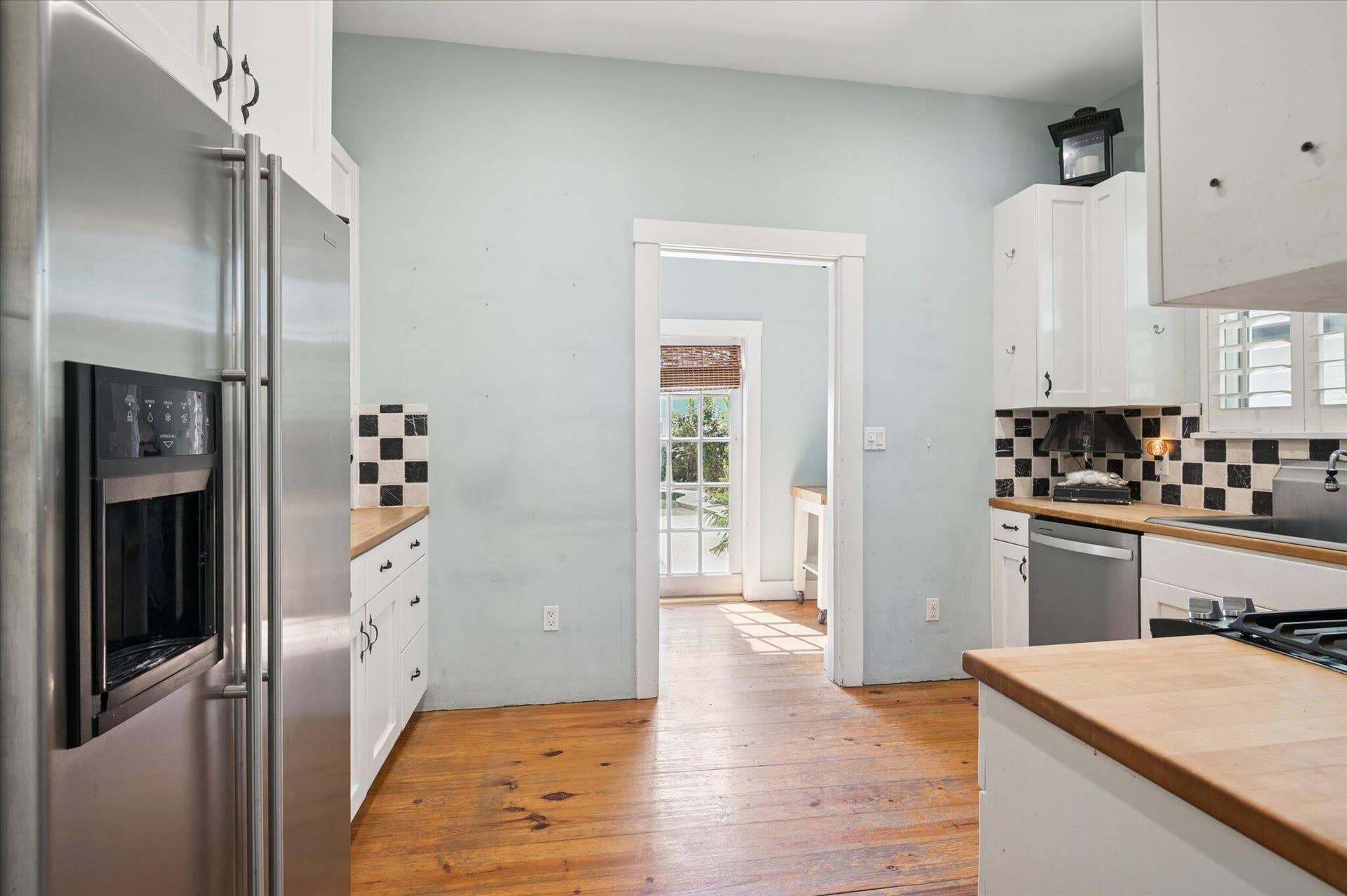 704 SE 8th Street, Fort Lauderdale, FL 33316 15-Akerstrom-704 SE 8th St-13