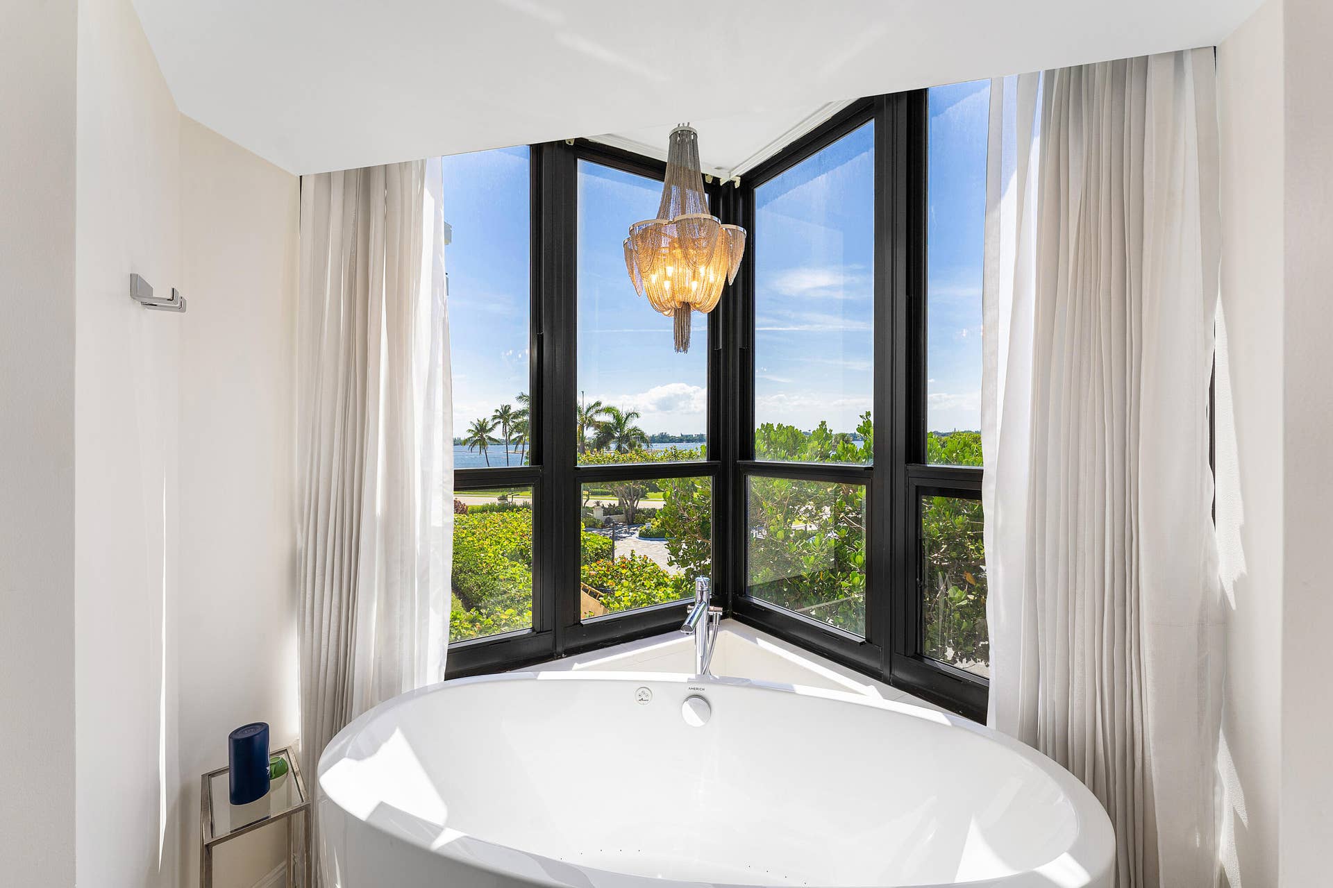 3120 S Ocean Boulevard, #3-202, Palm Beach, FL 33480 master bath