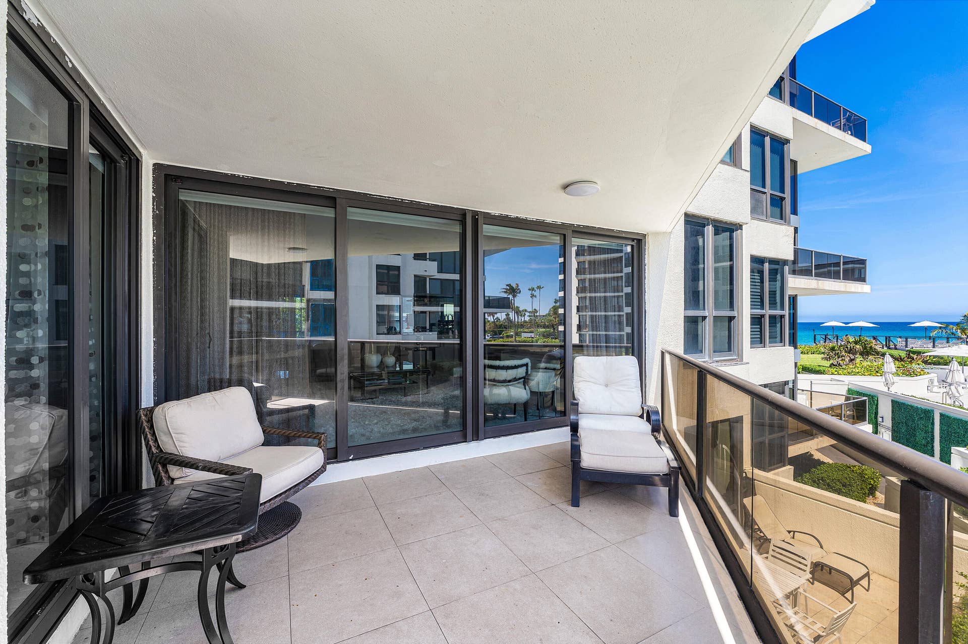 3120 S Ocean Boulevard, #3-202, Palm Beach, FL 33480 terrace