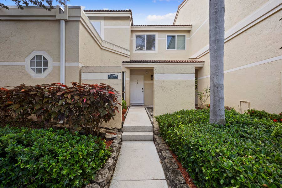 Property photo for 3477 Deer Creek Palladian Circle, Deerfield Beach, FL