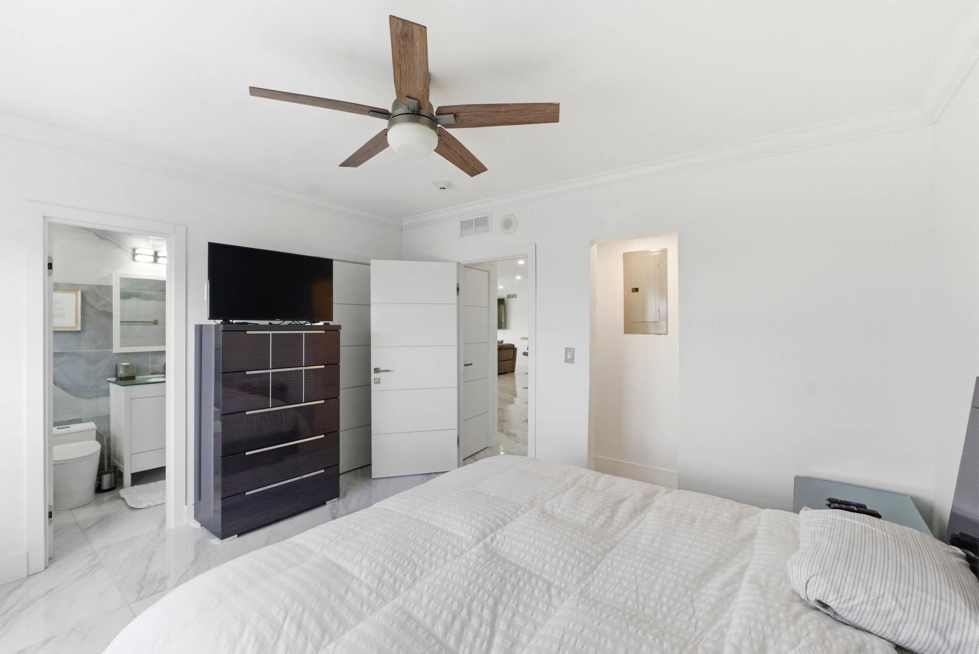 1500 S Ocean Blvd Ph2_015