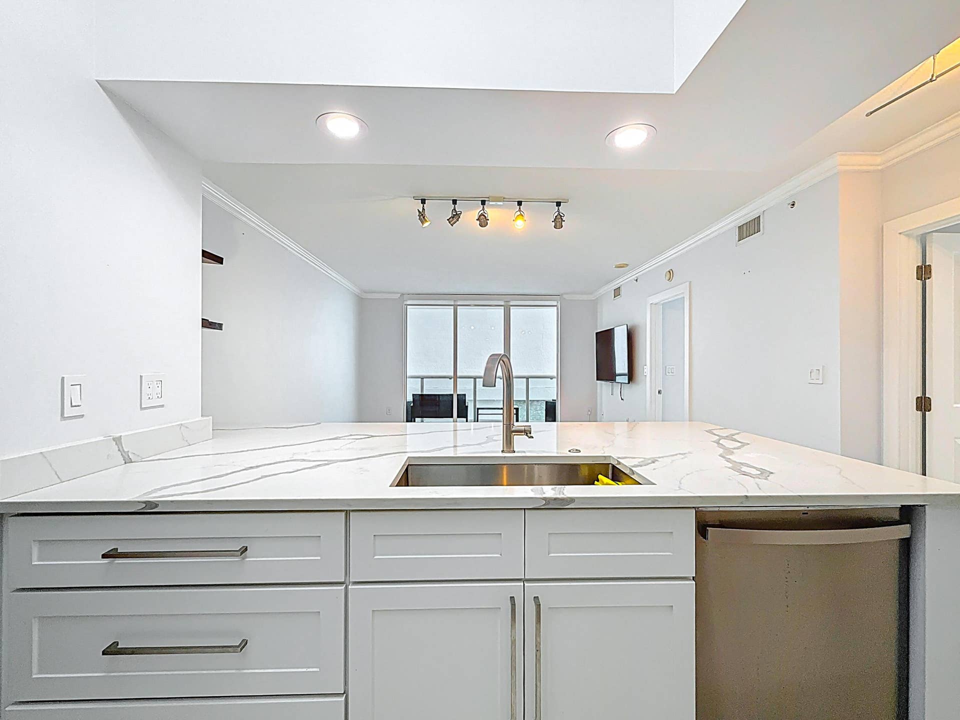 347 N New River Drive E #706-23