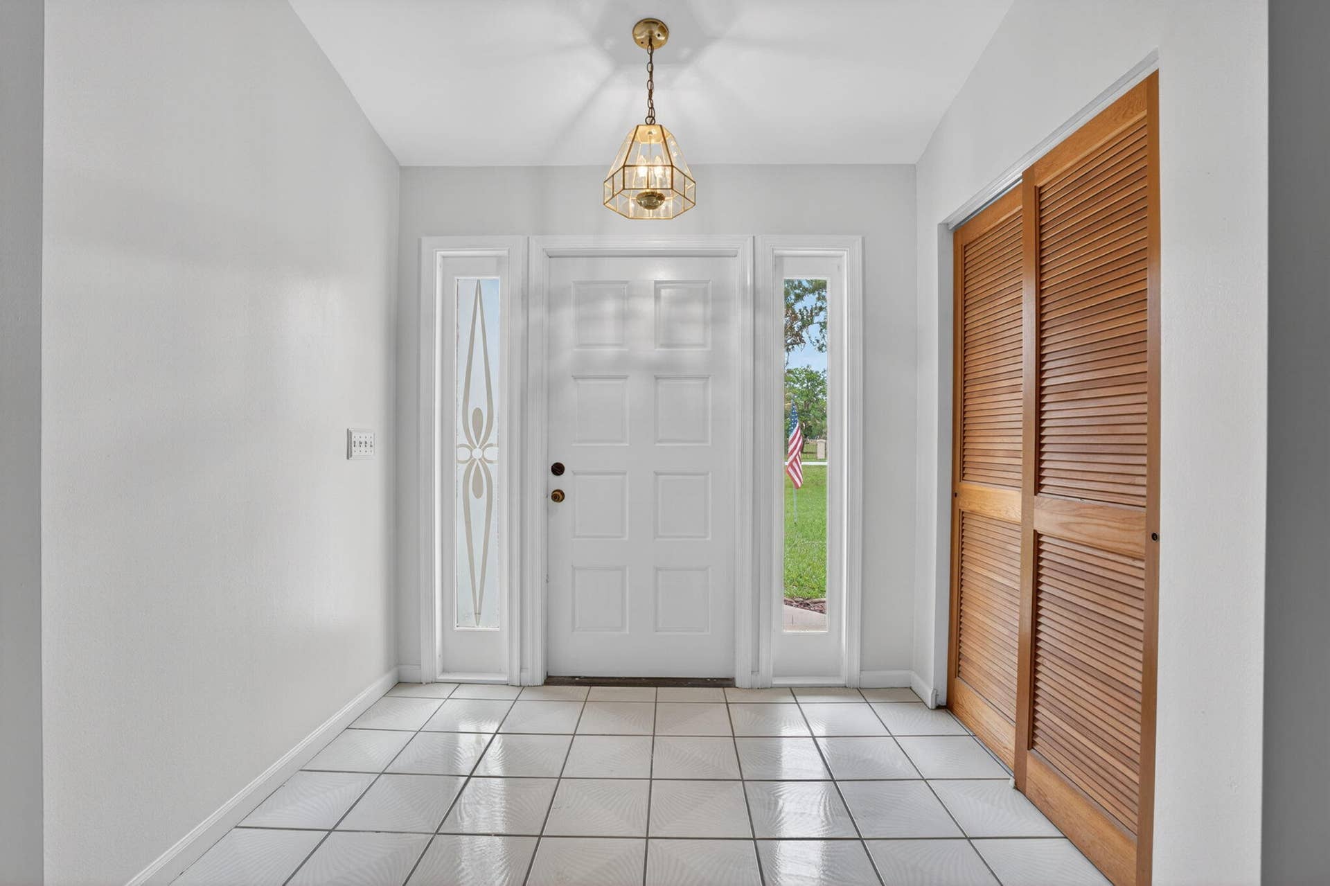 16735 Alexander Run, Jupiter, FL 33478 Front entry way.